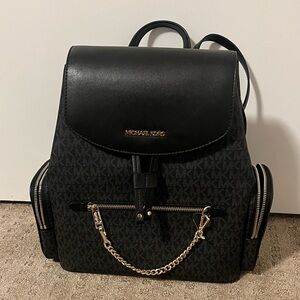 NWT 🏷️ Michael Kors Black and Gold Chain Backpack